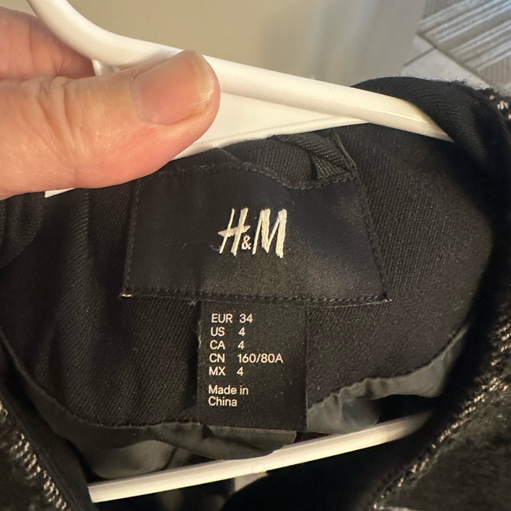 H&M Textured Black Trench Coat - Picture 10 of 12